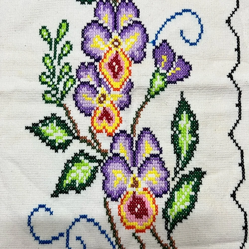 Vintage hand Floral Embroidered purple bearded iris pillow case cotton linen‎